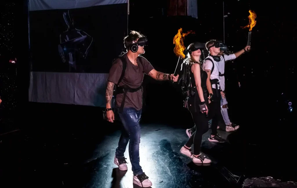 Ta klivet in i en annan verklighet. VREX erbjuder episka VR-upplevelser som tar dig till nya världar och äventyr